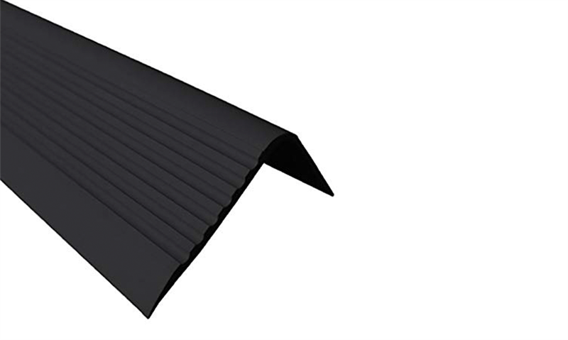 Stair nosing profile 1,5 pl. - 70x40x2mm - Black